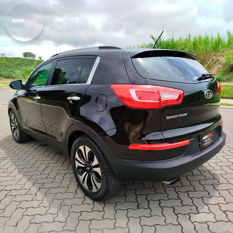 KIA SPORTAGE 2012