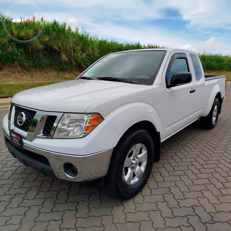 NISSAN FRONTIER 2010