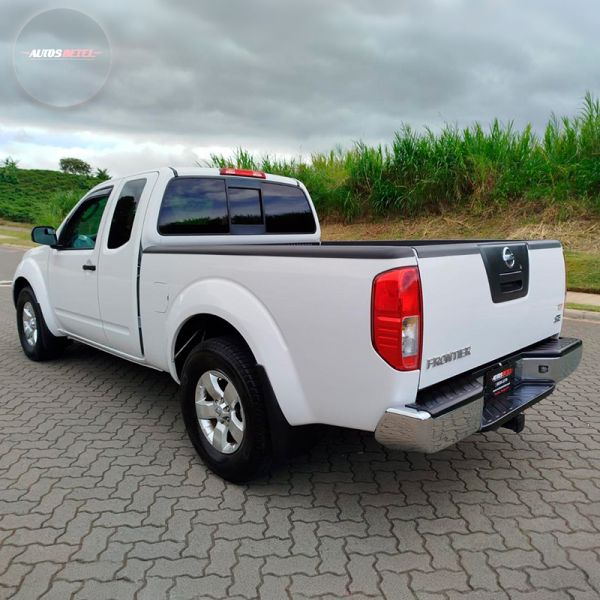 NISSAN FRONTIER 2010