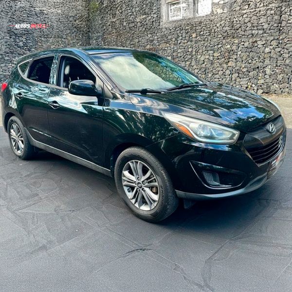 HYUNDAI TUCSON 2015