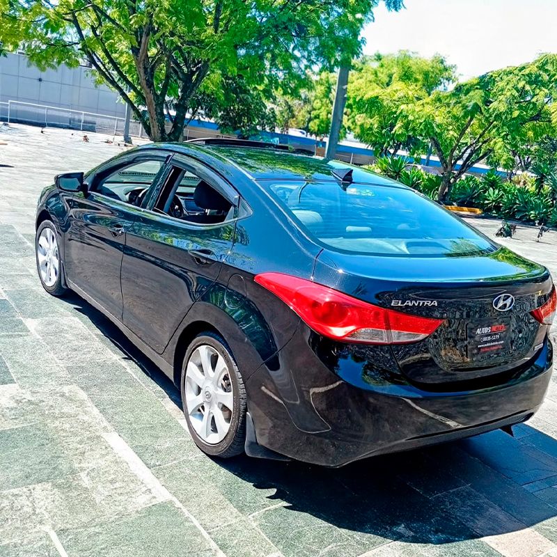 HYUNDAI ELANTRA LIMITED